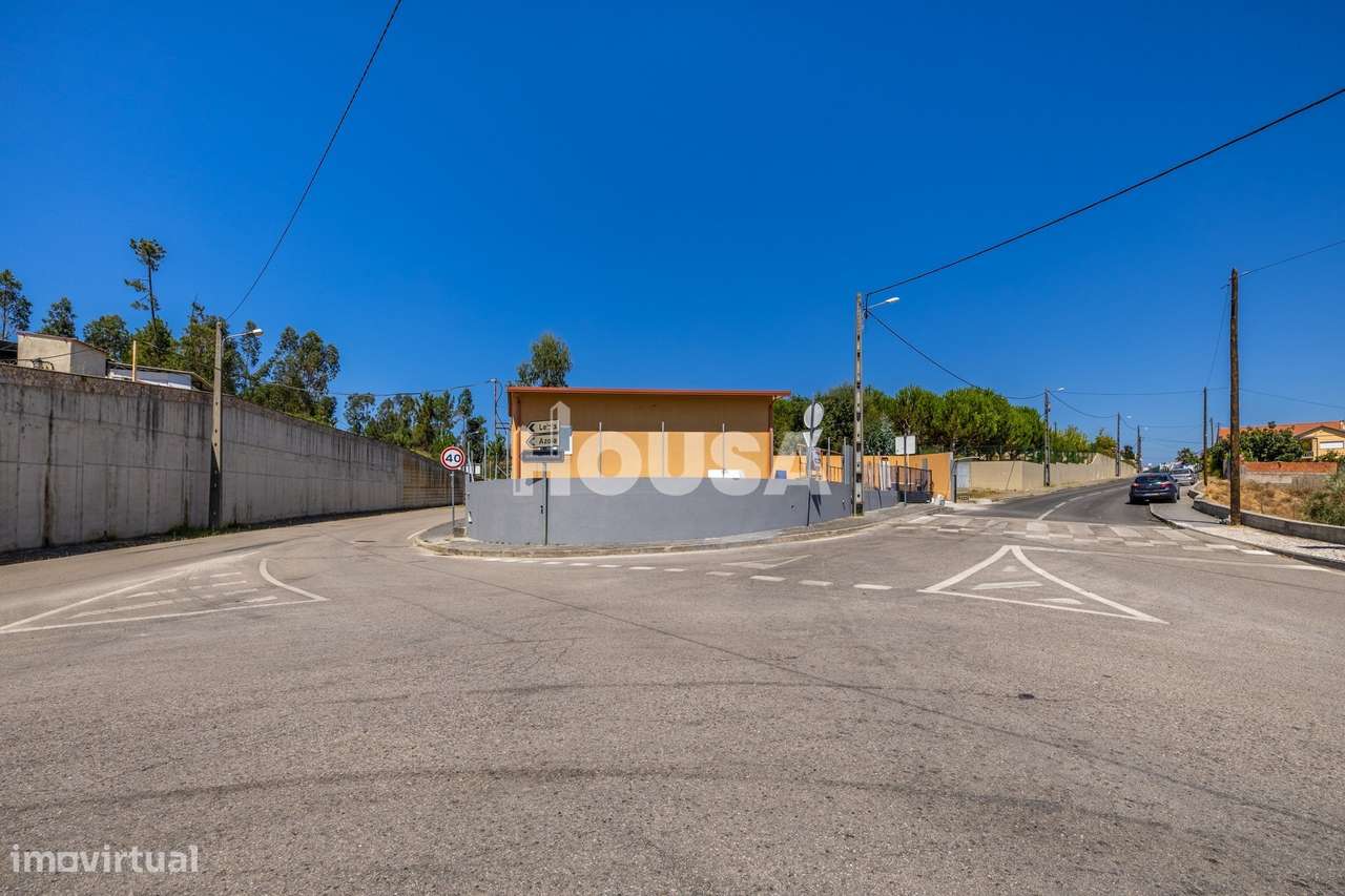 Moradia T3 Renovada | Azoia – Leiria-31