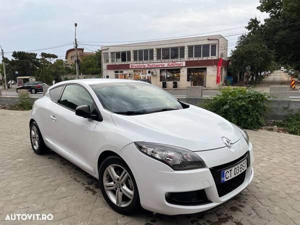 Renault Megane III Coupe 1.9 dCi GT Line - 1