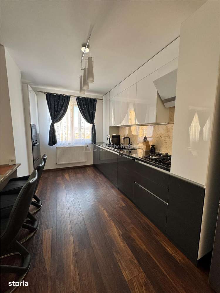 2 camere - Pietroasa - Etaj 3 - Imagine principală: 3/8