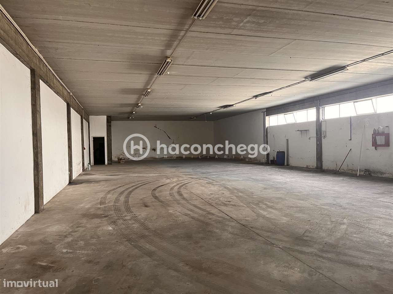 Pavilhão para arrendar em Manhente Barcelos - Grande imagem: 5/8