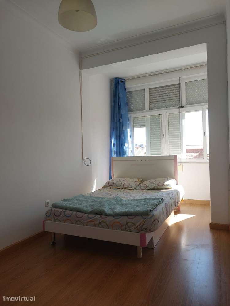 Apartamento T3 Amora - Seixal-18