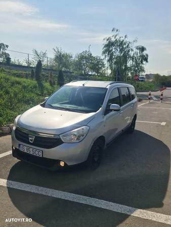 Dacia Lodgy 1.5 dCi 109 CP Laureate - 1