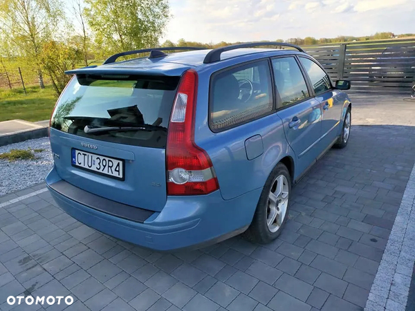 Volvo V50 2.4i - 4