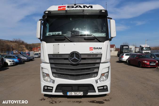 Mercedes-Benz Actros - 19