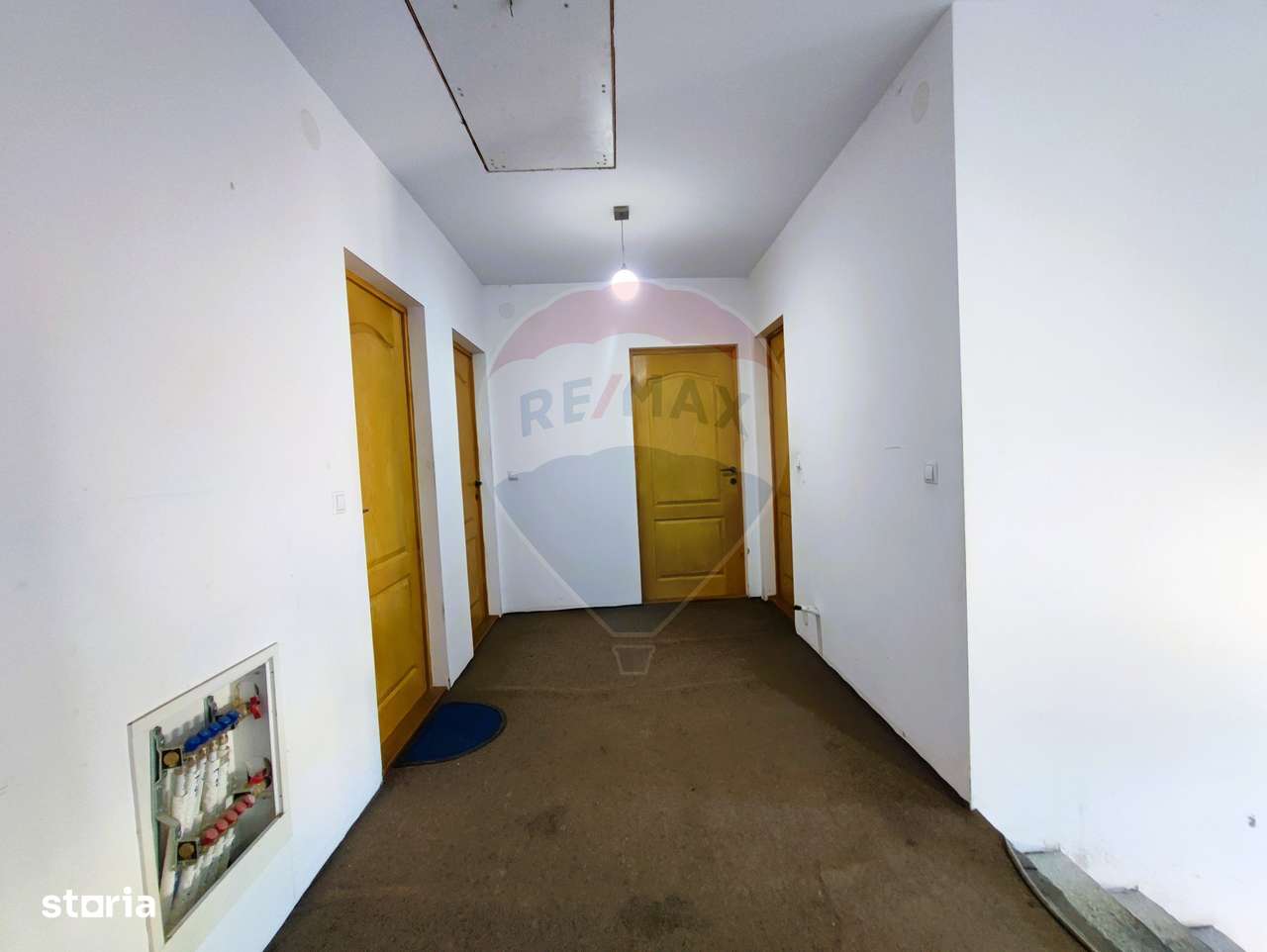 Casă / Vilă cu 5 camere de vânzare-4