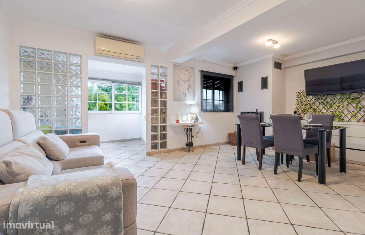 Apartamento T3 Remodelado (T4 de origem) em Setúbal-2