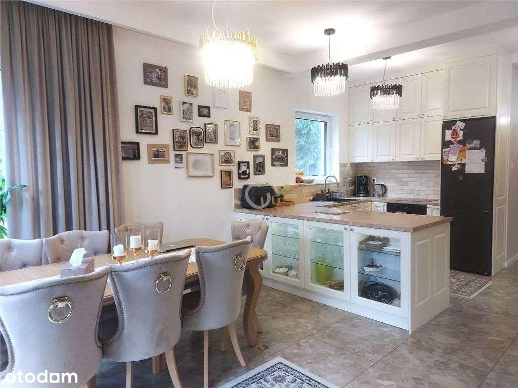 Komfortowy bliźniak z piękną leśną działką-4