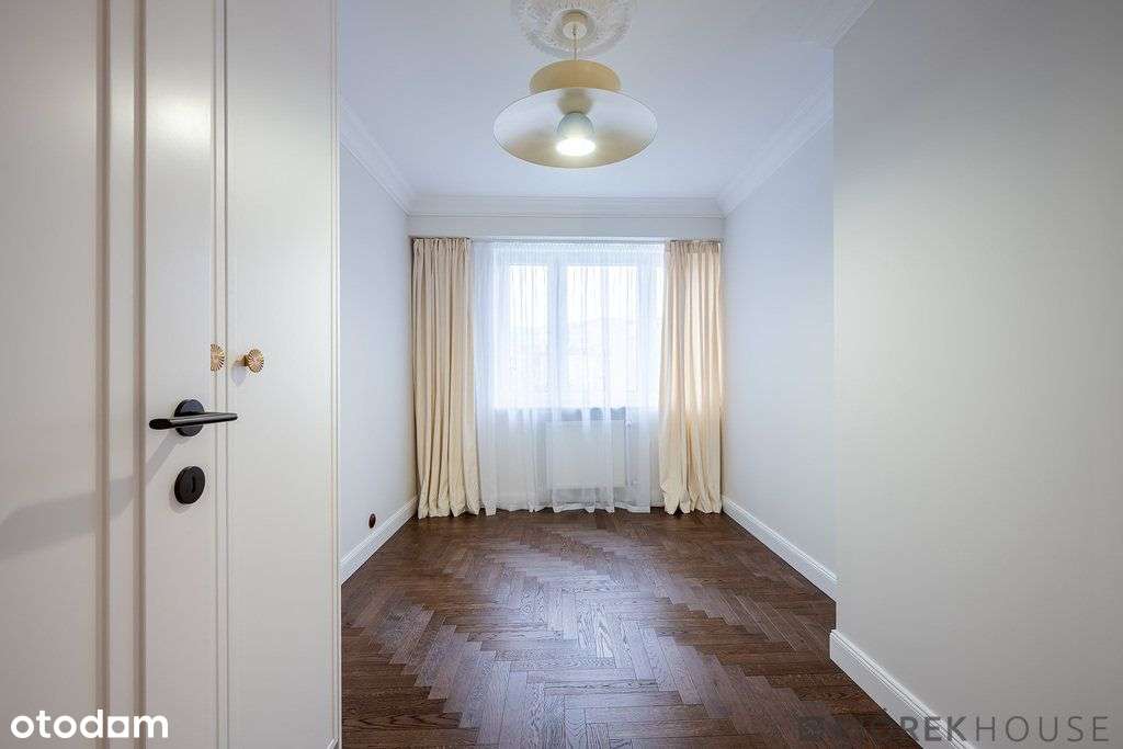 Piękny, Nowy apartament w odnowionym budynku !-11
