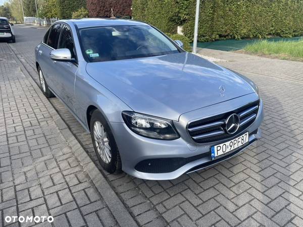 Mercedes-Benz Klasa E 200 d T 9G-TRONIC - 10