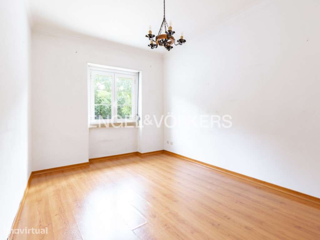 Luminoso T2 com logradouro em Belém - Grande imagem: 1/40