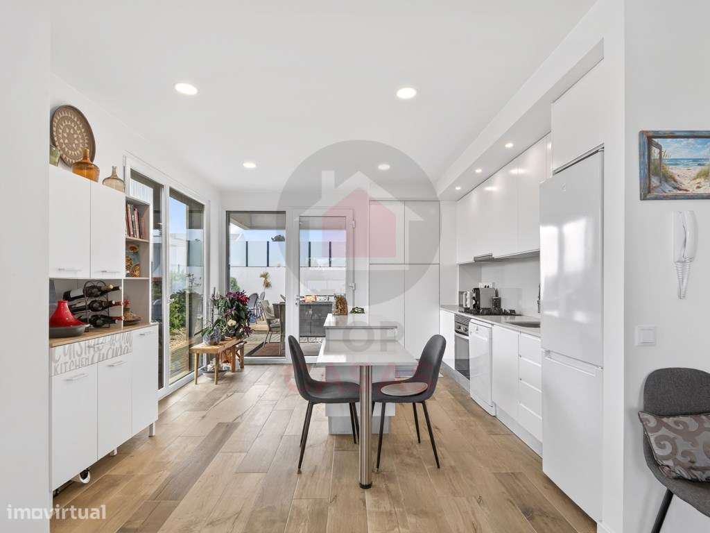 Moradia Contemporânea com 3 Quartos e Jardim Próxima de Caldas da R...-18