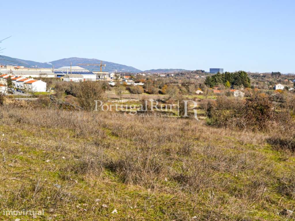 Quinta de 25.000m2 para construção de até 5.000m2 - Grande imagem: 4/21