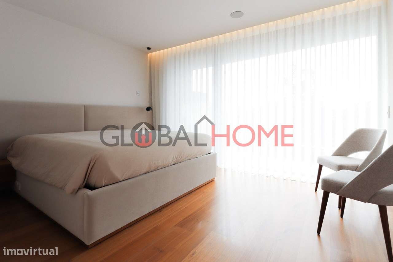 Moradia T5 com piscina na Quinta das Luzes-22