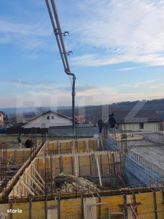 Vila moderna cu 5 camere in Valea Adanca, langa lac - Imagine principală: 5/6