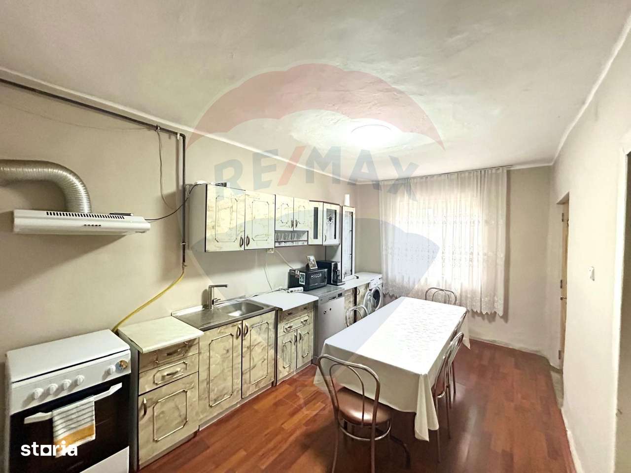 Casă de vanzare cu teren 680mp in Salonta-4