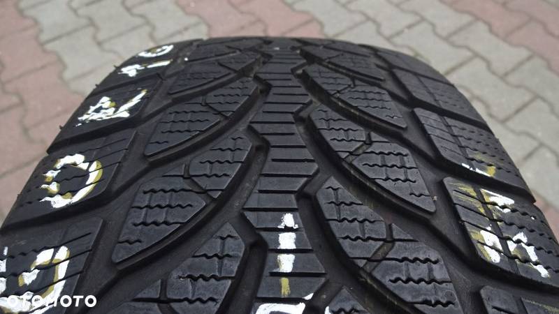 Opona zimowa 205/60R16 Bridgestone LM-32 - 6