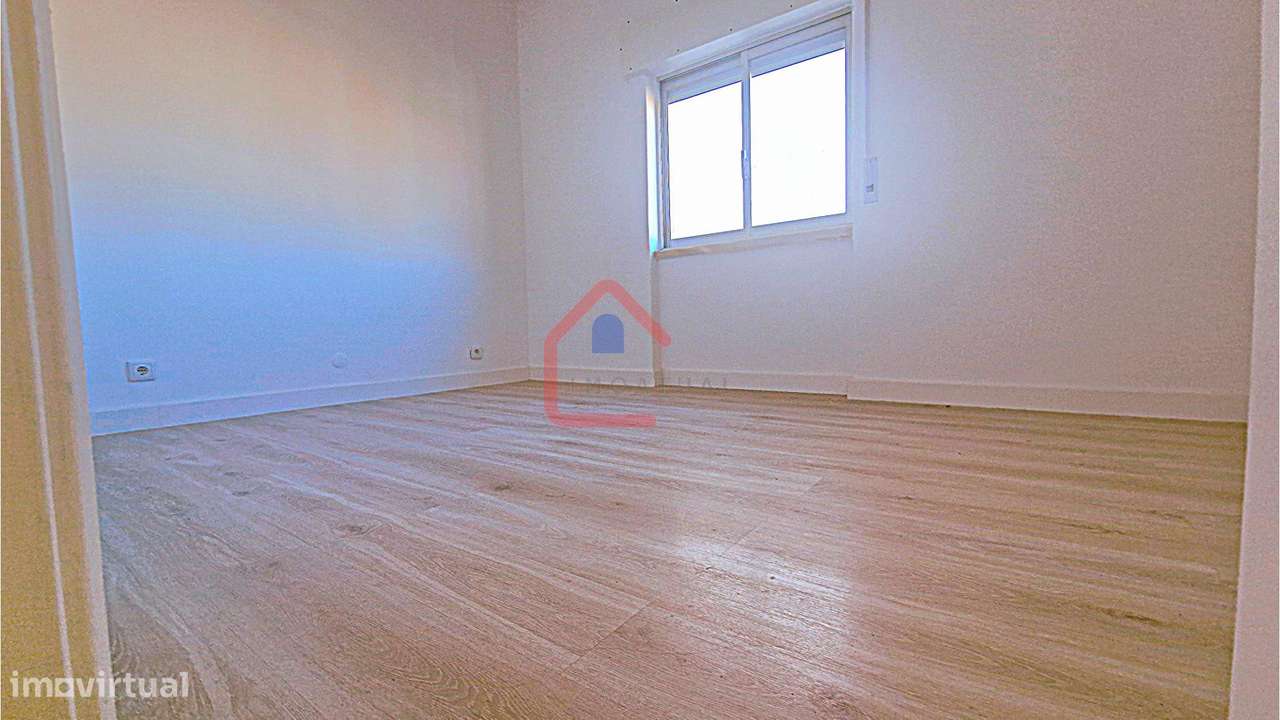 Apartamento T3 em Setúbal-24