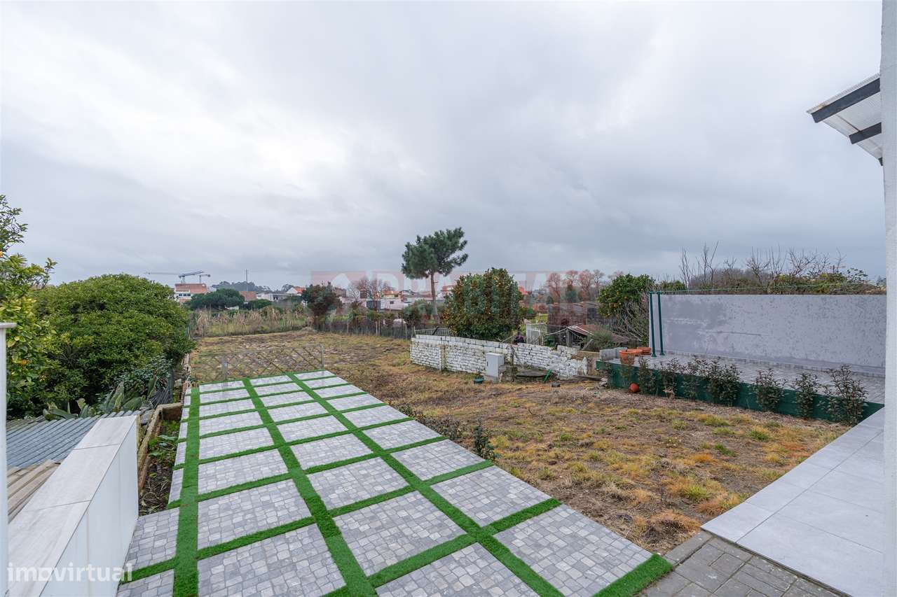 MORADIA T3 COMO NOVA EM AVEIRO/SANTA JOANA-29