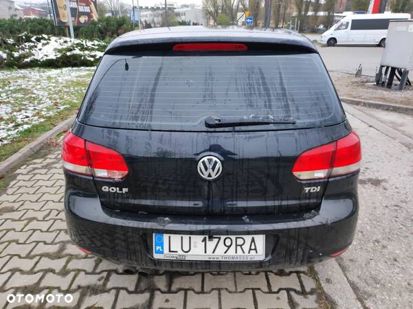 Volkswagen Golf 2.0 TDI DPF Comfortline - 26