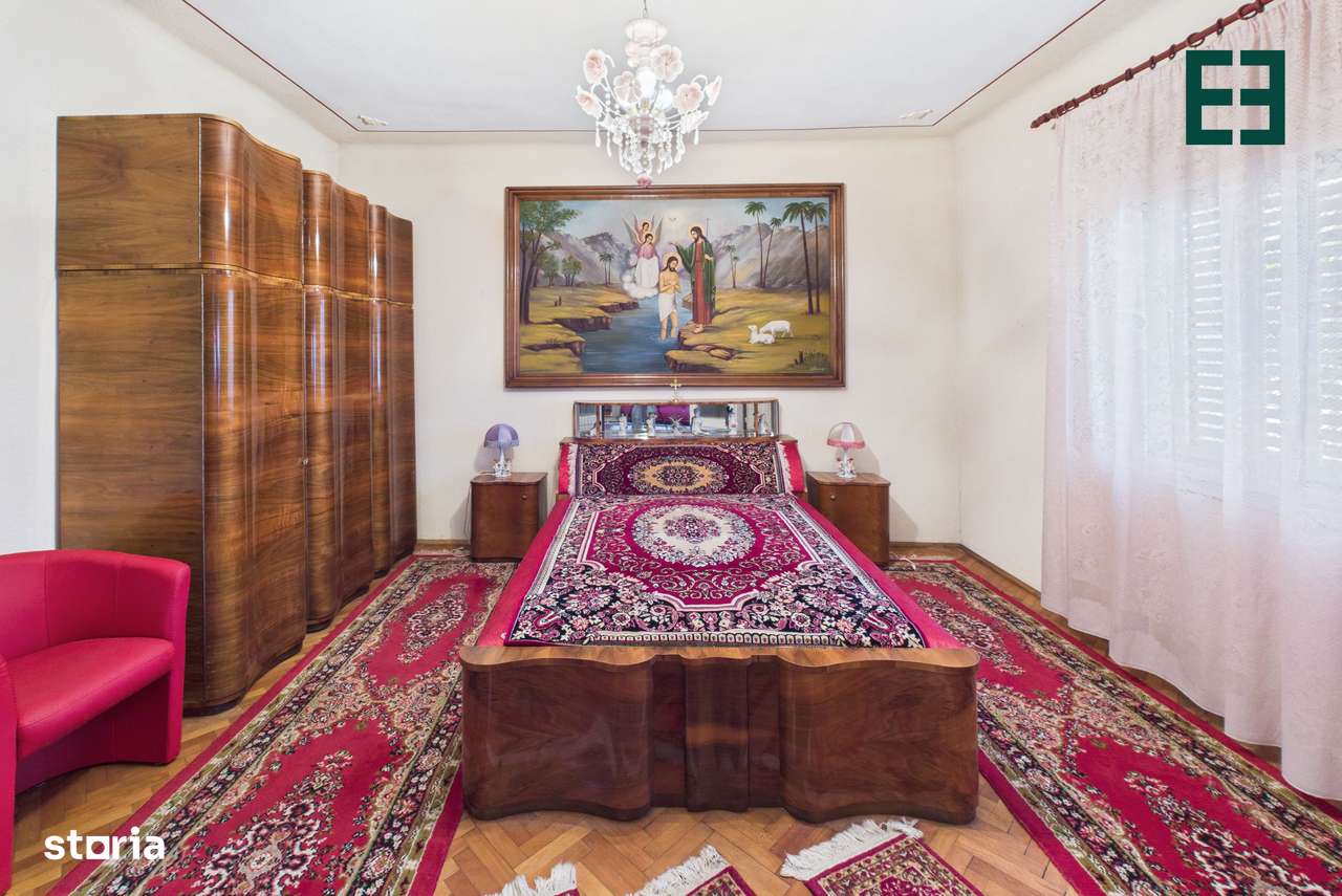 Casă cu 10 camere și 1437 mp teren în Ineu - Arad-5