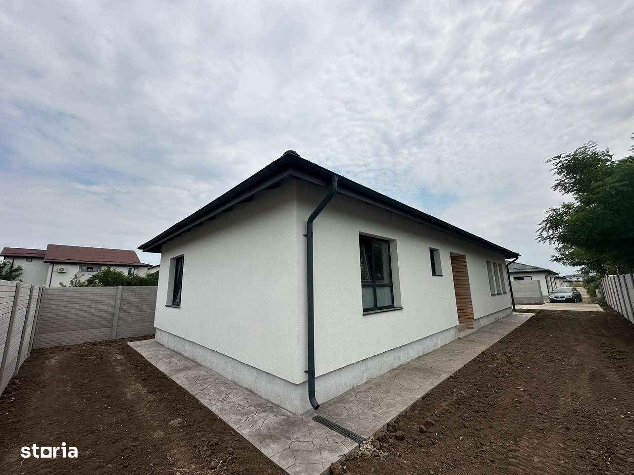 Casă Parter cu 4 Camere pe Teren de 325 mp | Preț 135.000 Euro - Imagine principală: 2/14