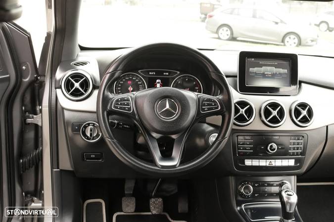 Mercedes-Benz B 160 - 29