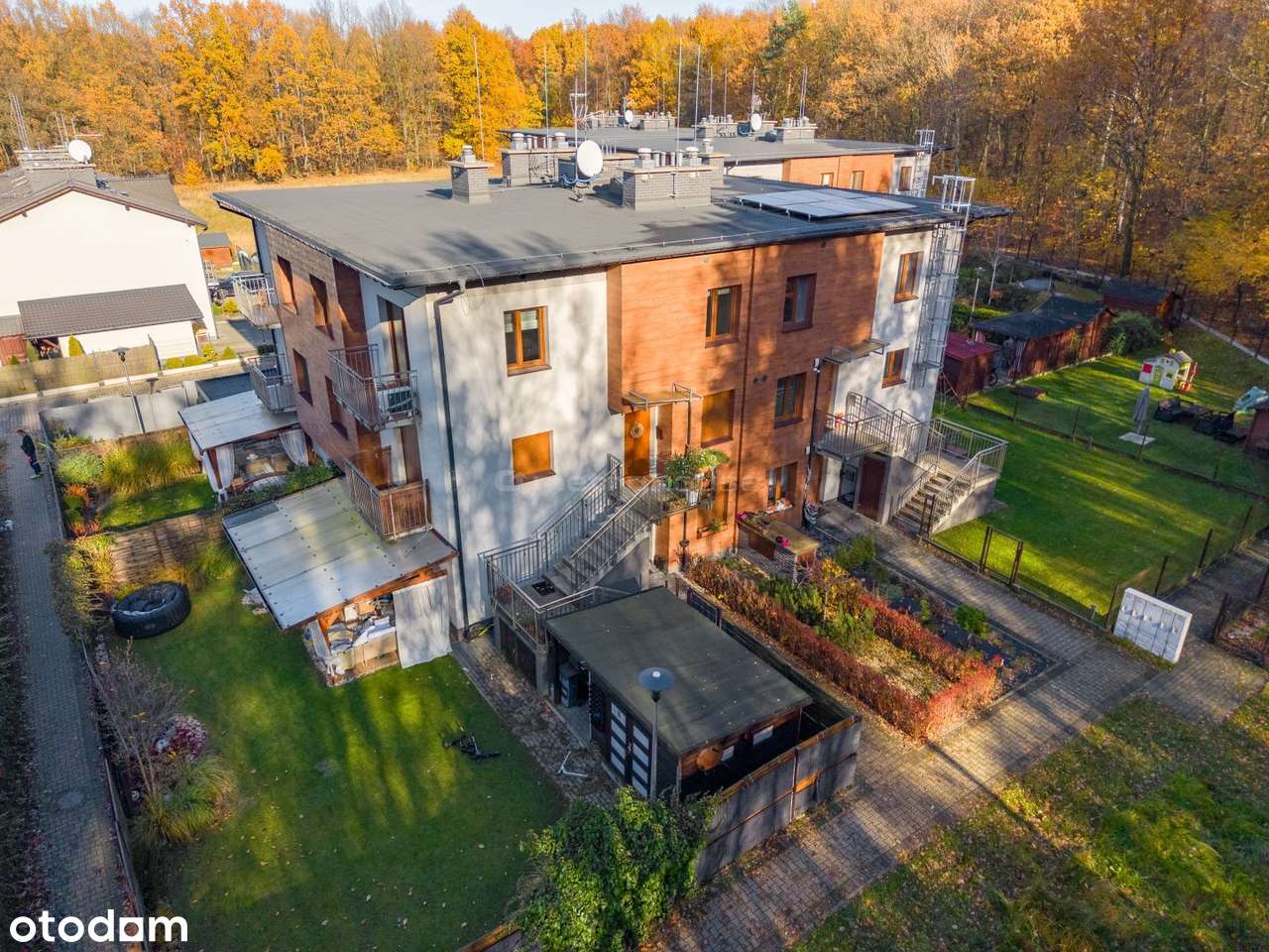 Apartament z prywatnym ogrodem i widokiem na las!-1