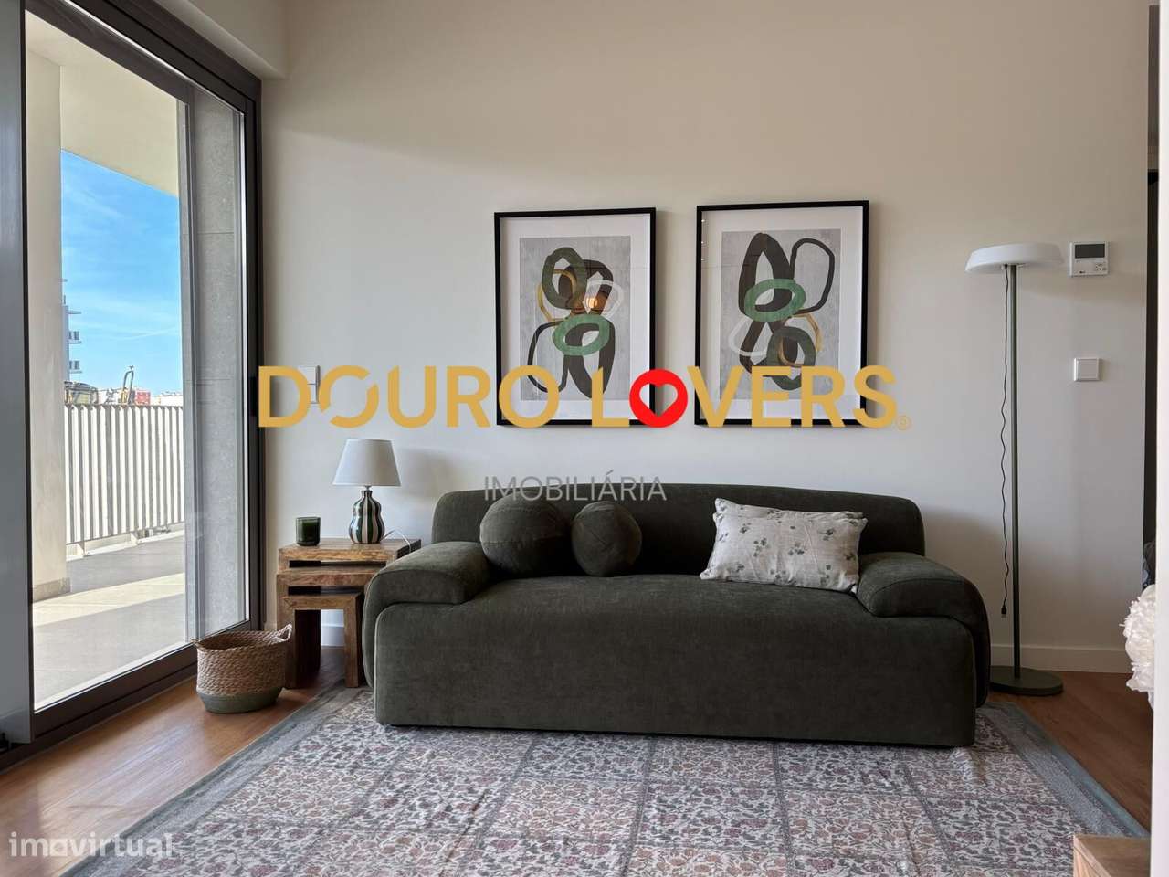 Arrendamento T1 Novo | condomínio fechado | varanda de 34 m2 |... - Grande imagem: 2/10