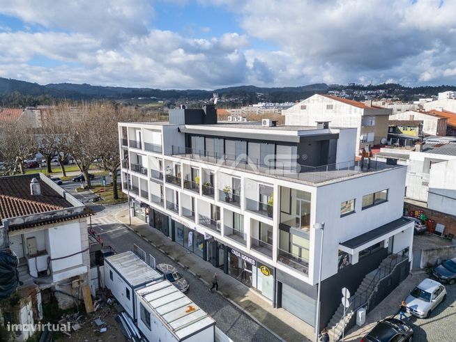Apartamento T3 no centro de Vila Verde-37