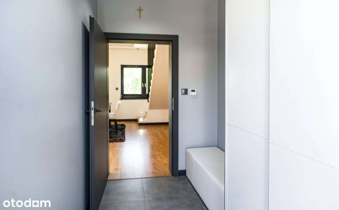 Nowoczesny, komfortowy dom wolnostojący, atrakcyjna oferta-10