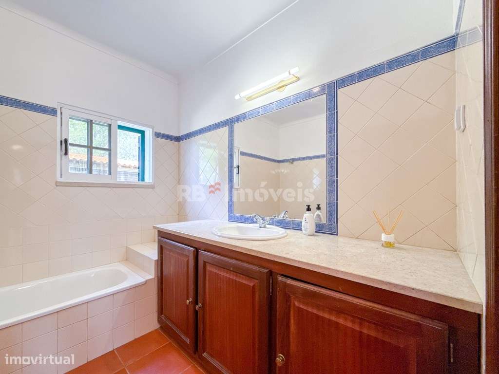 Moradia T3, c/ Jardim, Garagem e Zona de Estar Exterior - Castelo d...-28