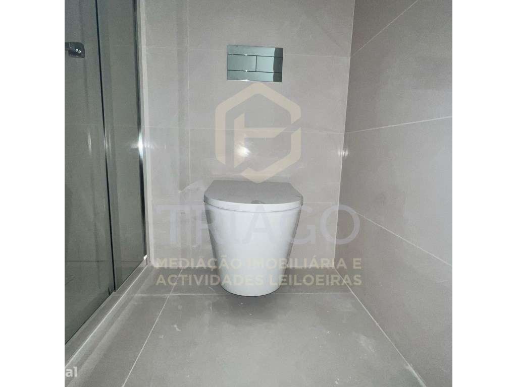 Fantástico Apartamento T2 NOVO com Varanda - Exclusivo Triago-6