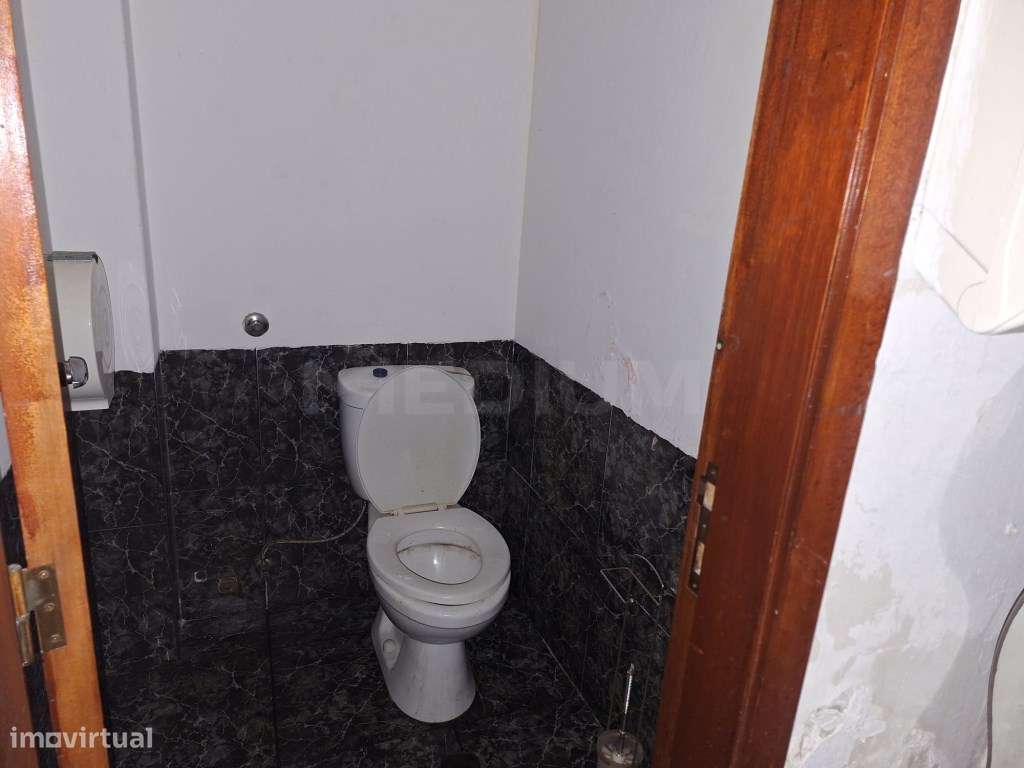 Loja comercial a 30m da praia-7