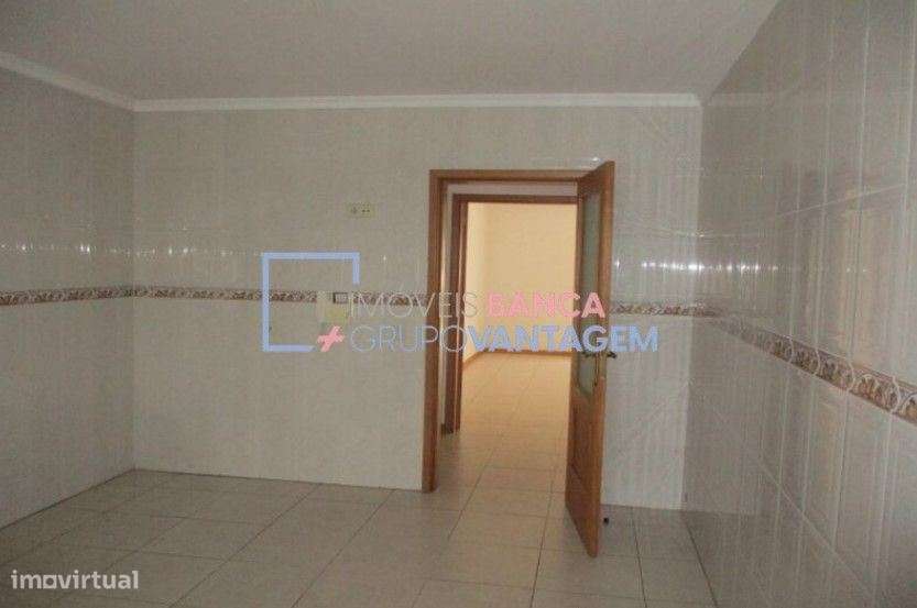 Apartamento T3 perto do Parque de La Salette - Grande imagem: 5/13