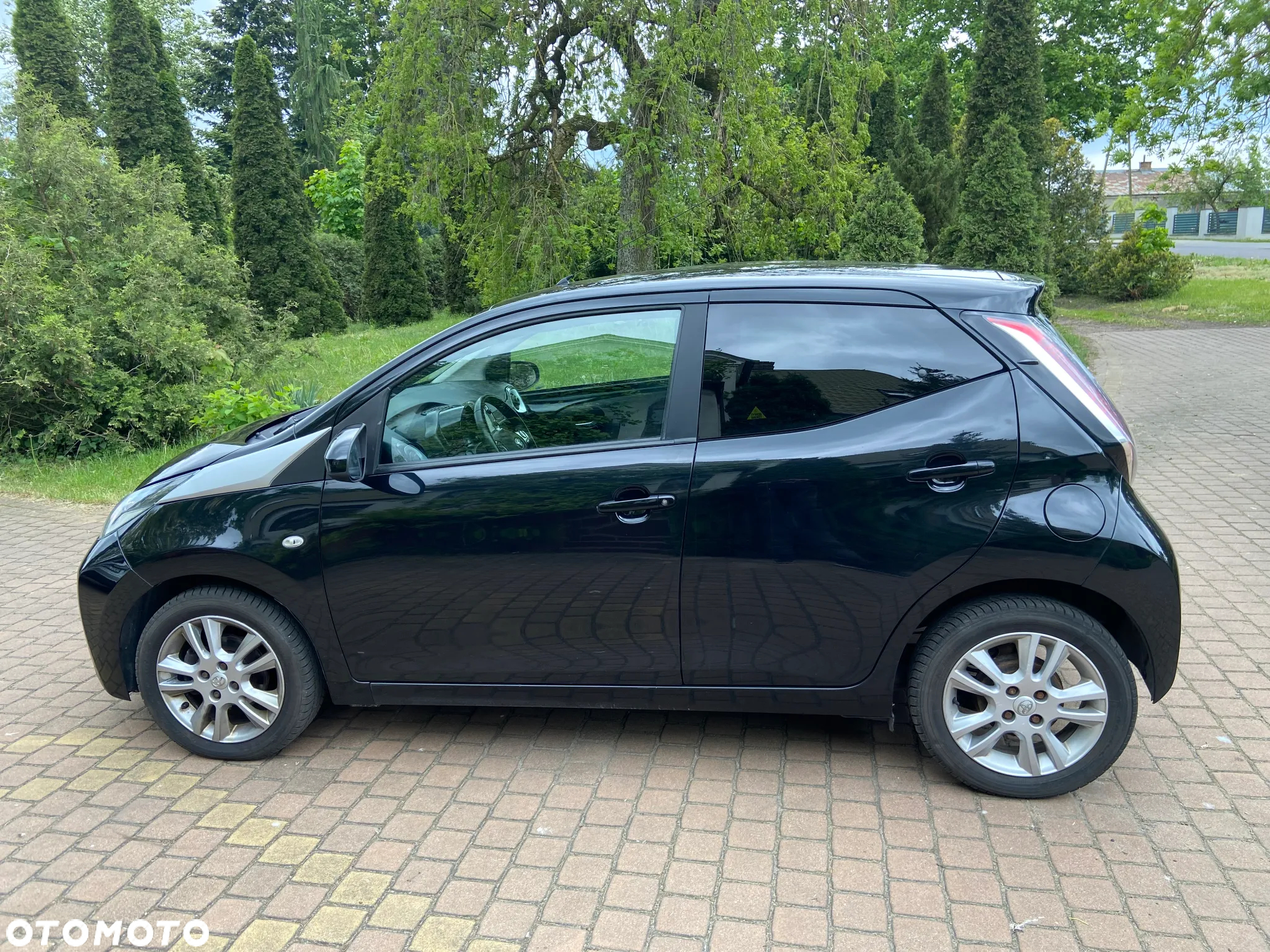 Toyota Aygo x-play touch - 4