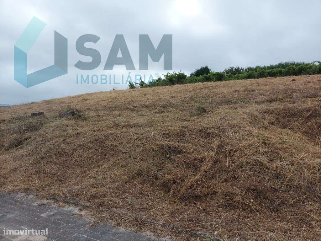 Terreno em A Dos Cunhados - Grande imagem: 2/3