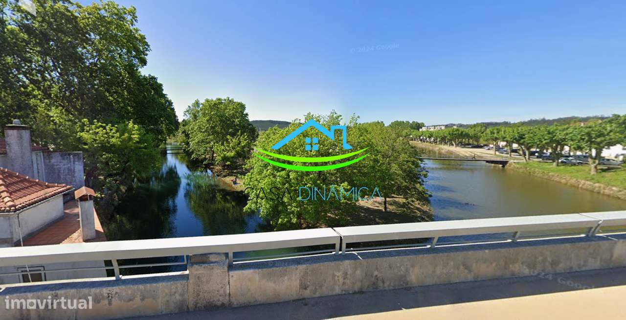 Apartamento T3 com sotão grande no centro de Soure-14