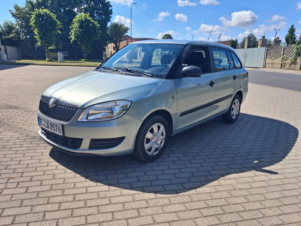 Skoda Fabia II (2007-2014) 1.2 HTP Elegance 2010