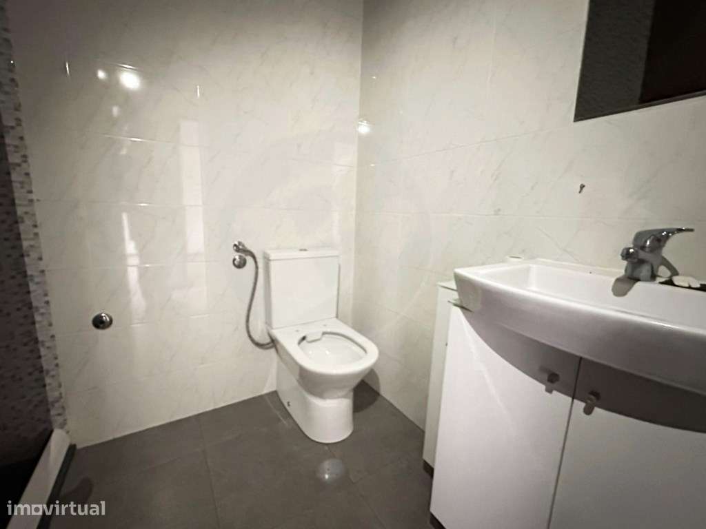 T2 em 2ª Linha de Mar em Aver-O-Mar na Póvoa de Varzim-14