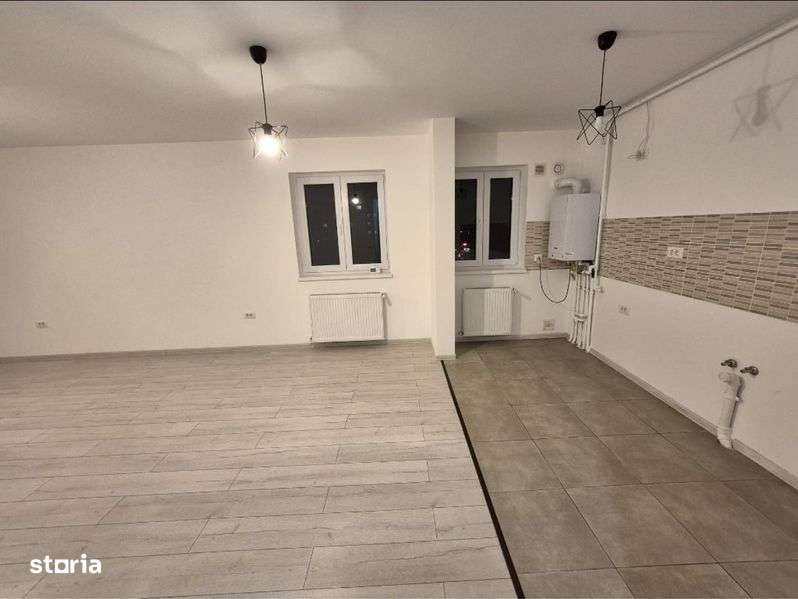 Inchiriez Apartament 2 Camere Top City zona Coresi Brasov Nemobilat - Imagine principală: 4/8