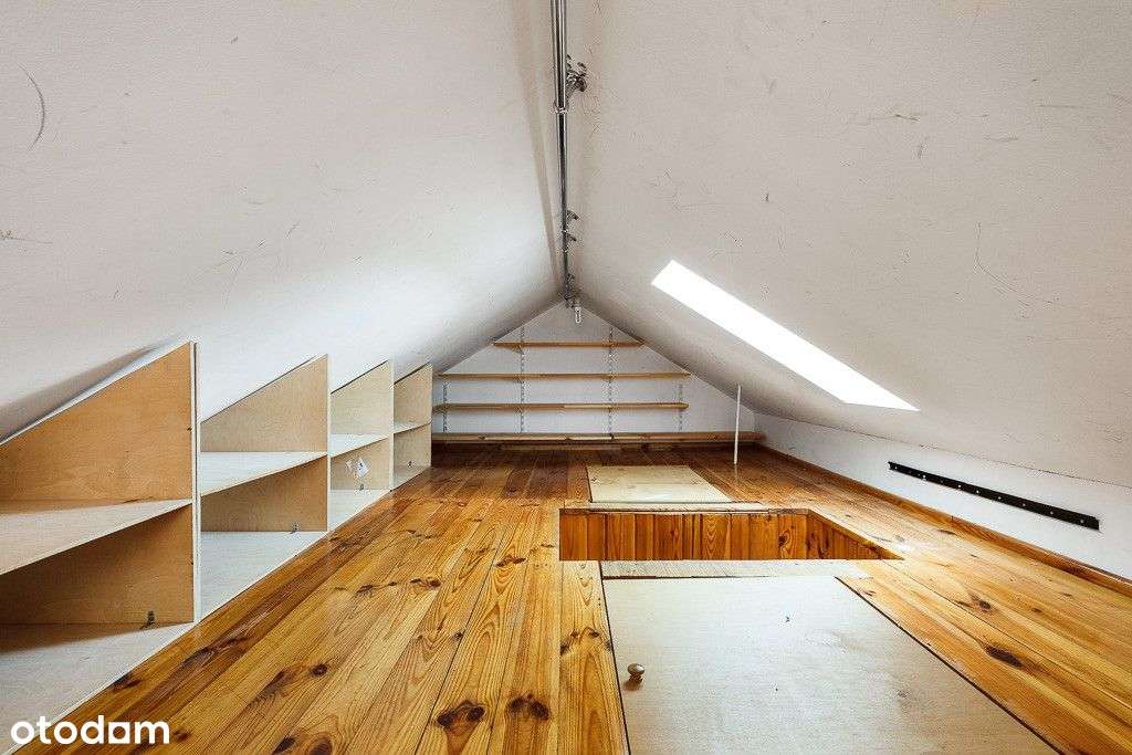 2 - piętrowe mieszkanie w doskonałej lokalizacji !-9