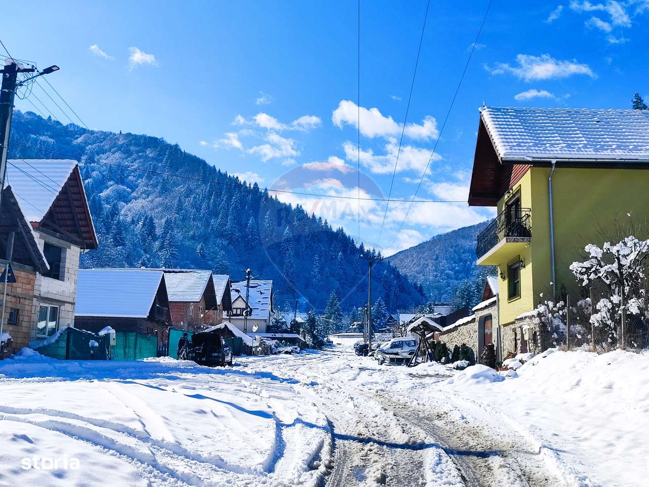 Teren intravilan în Tilișca, zonă montană superba!-4