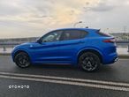 Alfa Romeo Stelvio V6 2.9 Bi-Turbo AT8-Q4 Quadrifoglio - 4