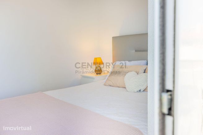 Quinta do Conde - Moradia Geminada de 4 assoalhadas com garagem-10