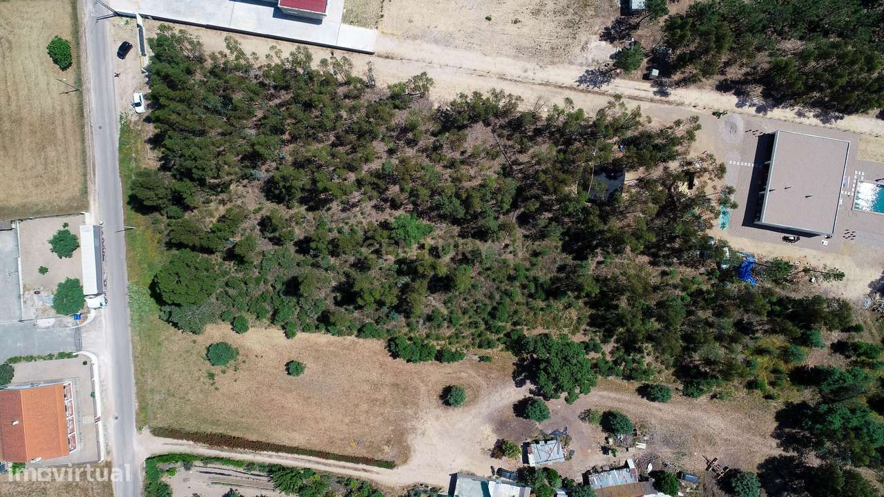 Terreno Rústico com 7 460 m² - Grande imagem: 5/9