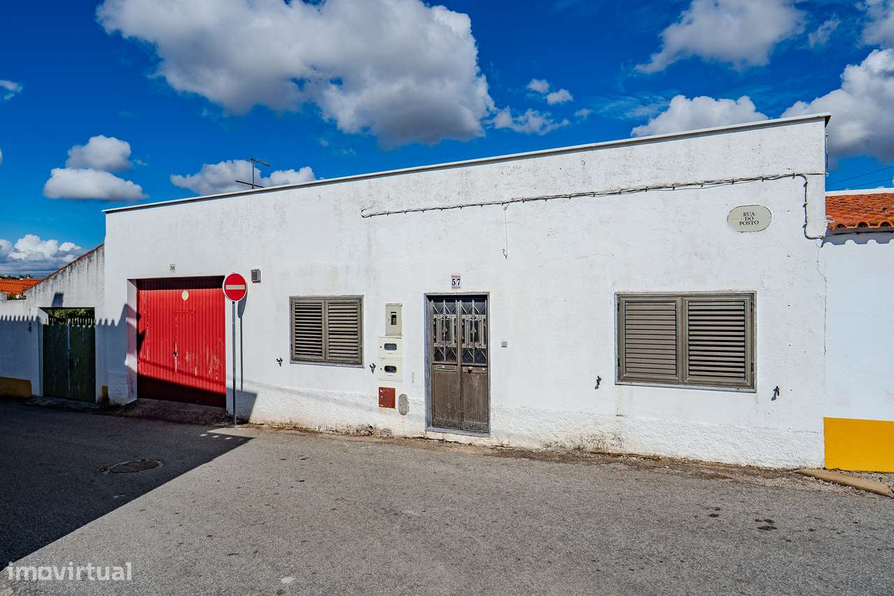 Moradia com Quintal e Garagem à Venda em Viana do Alentejo-53