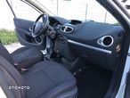 Renault Clio 1.2 16V Expression - 21