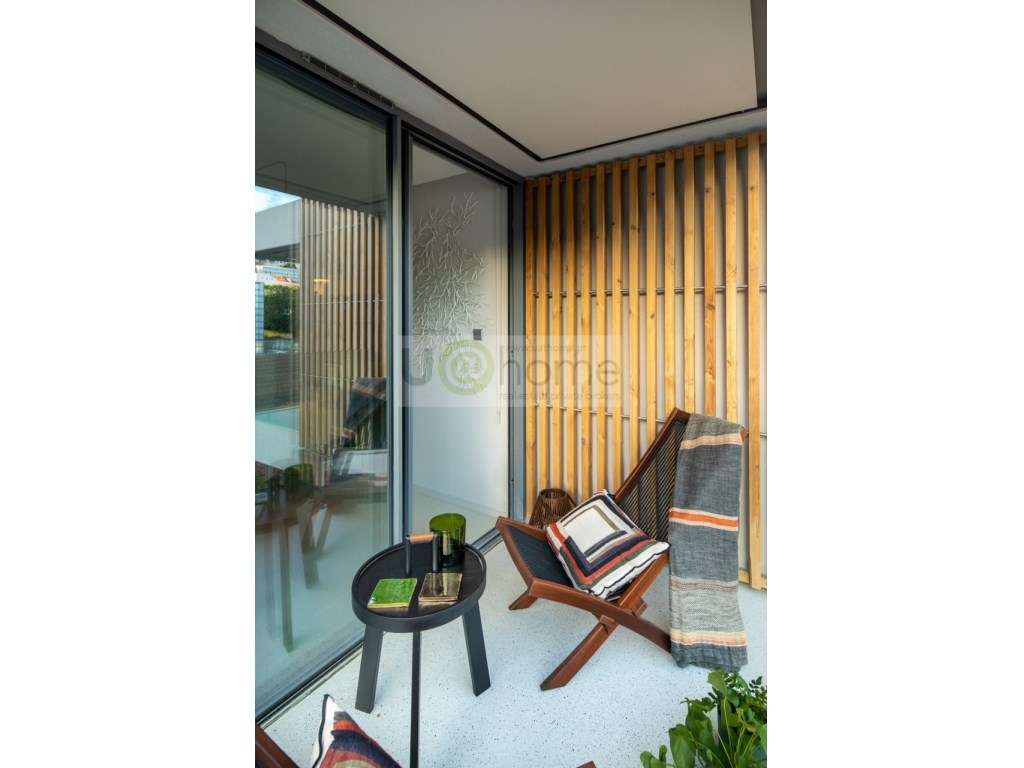 Estúdio em condomínio com piscina na avenida da Liberdade-19