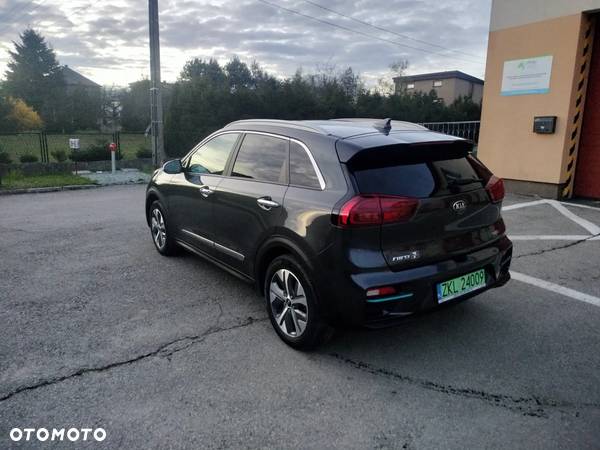 Kia Niro e-Niro 64kWh L - 4