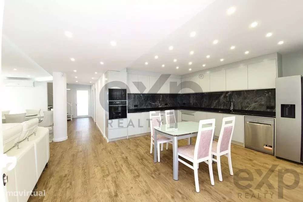 "Moradia dos Sonhos no Coração de Machico" - Grande imagem: 5/30